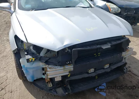 2016 Ford Fusion Titanium z USA, uszkodzony, nr VIN 3FA6P0K98GR135129